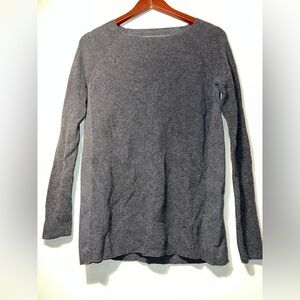 Athleta Women’s Gray Sweater with Cutout